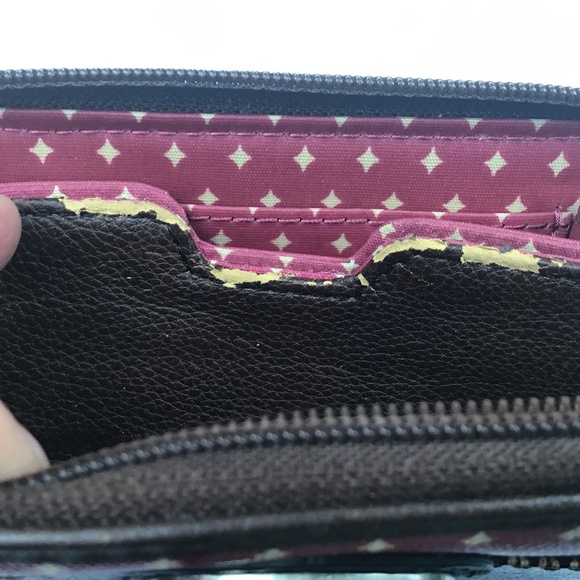 Fossil Key-Per Zip Around Wristlet Wallet - Picture 16 of 16